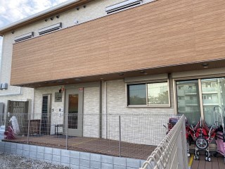 409617485